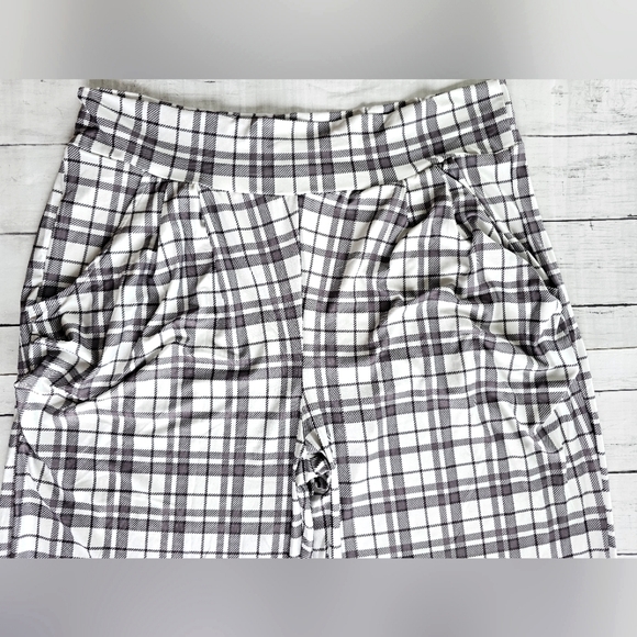 Lily by Firmiana Soft Gray & White Plaid Stripe Palazzo Lounge Pants W Pockets - Picture 5 of 9